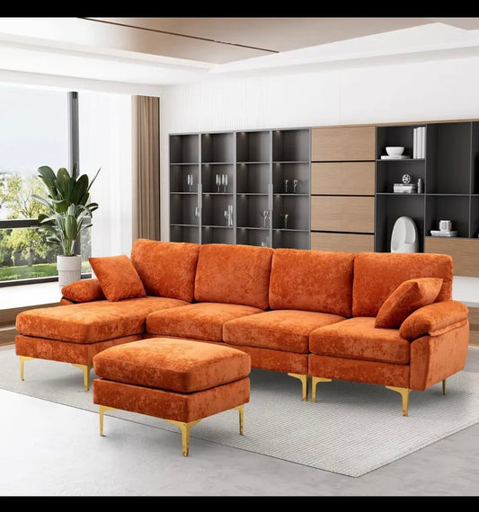 Modular, U shaped, sectional sofa